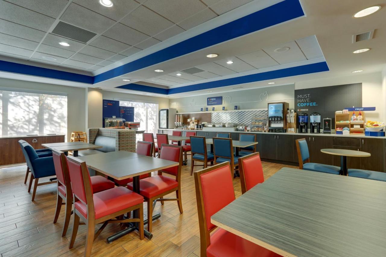 Holiday Inn Express Hotel & Suites Dayton-Centerville By Ihg Exteriér fotografie